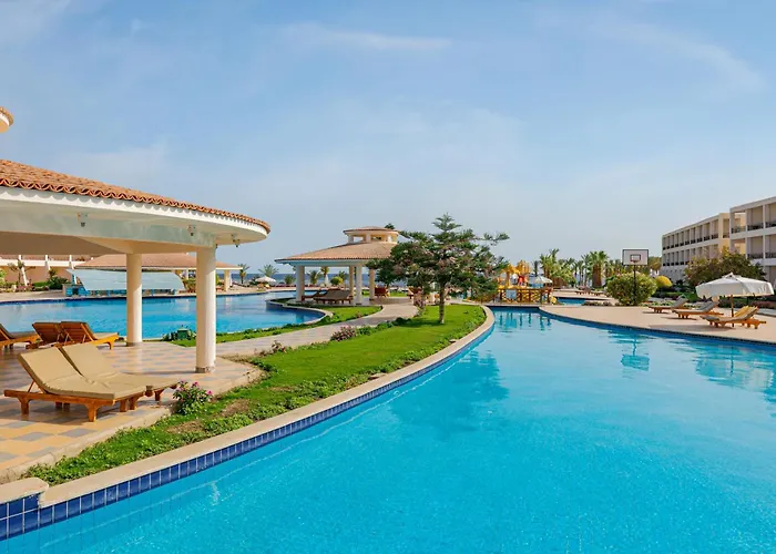 Üdülőközpont Royal Brayka 4*